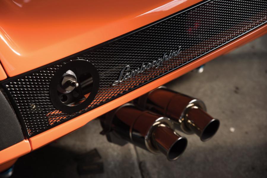 Детали экстерьера Lamborghini Diablo GT-R 2000 года  (фото 24 из 46)